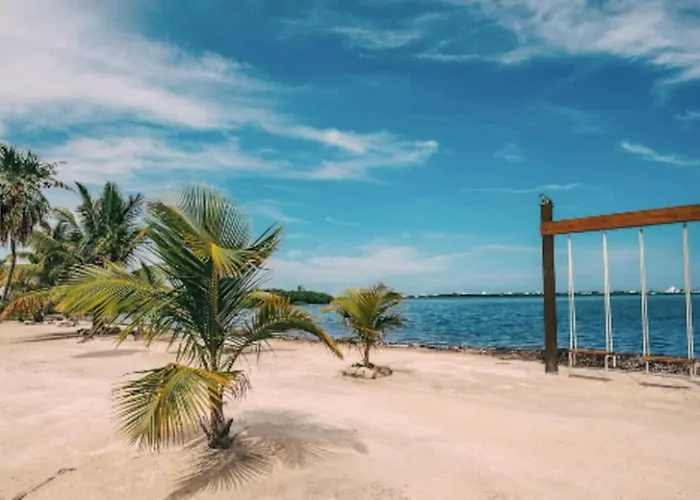 Villa Spacious 6br Bay-side Waterfront